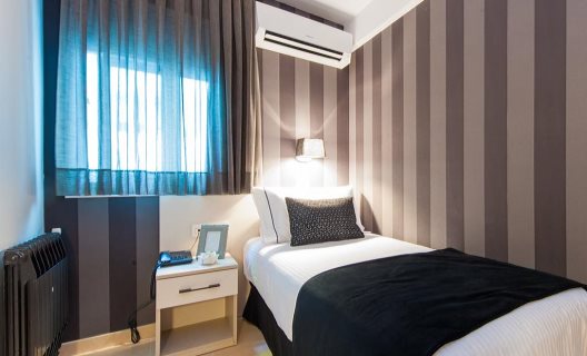 New Hotel Colon