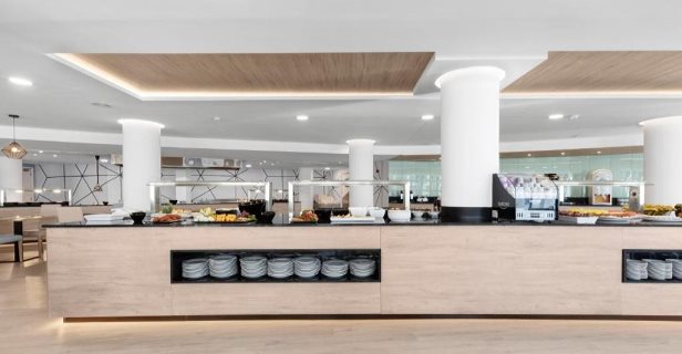 Palmanova Suites By Trh