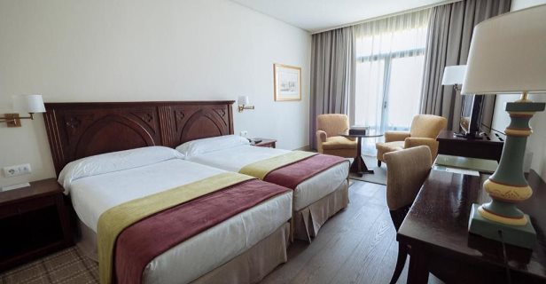 Parador De Cangas De Onis