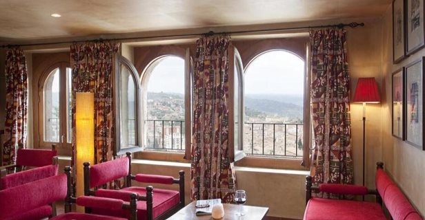 Parador De Cardona