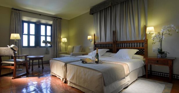Parador De Carmona
