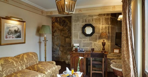 Parador De Olite