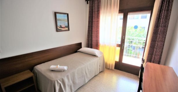 Pensión Hostel Costa Brava