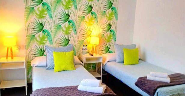Pensión Mafer Bed & Breakfast