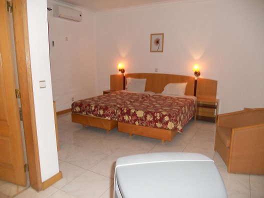 Pension Setubalense