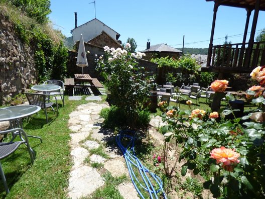 Posada De Pedrazales En Sanabria
