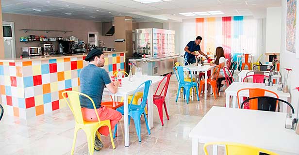 Residencia Funway Academic Resort