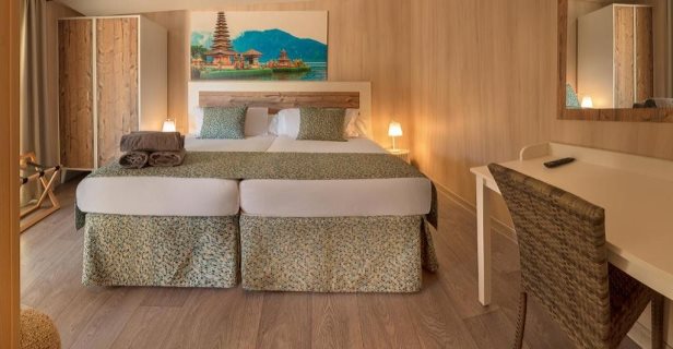 Resort Magic Natura Animal, Waterpark Polynesian Lodge