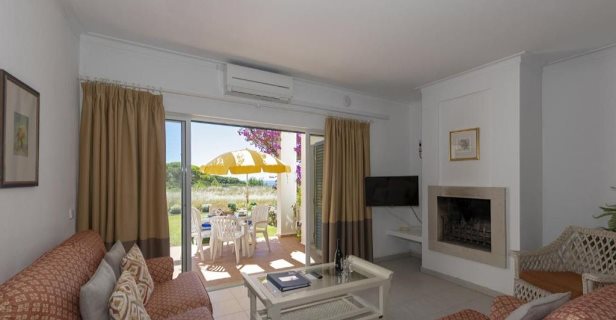 Rocha Brava Village Resort