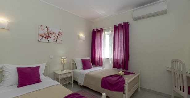 Rocha Brava Village Resort