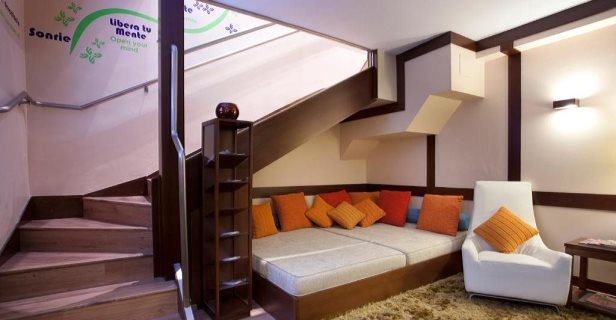 Suites Gran Via 44