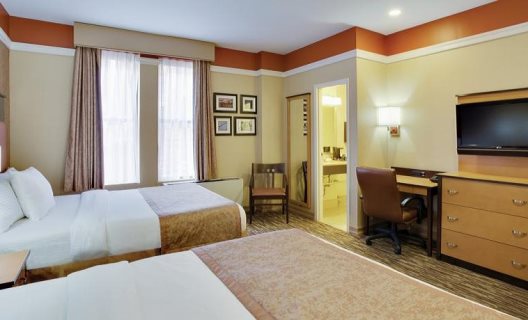 The Hotel At Fifth Avenue