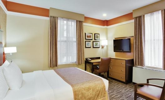 The Hotel At Fifth Avenue