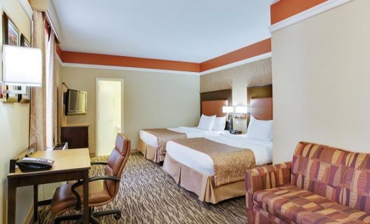 The Hotel At Fifth Avenue