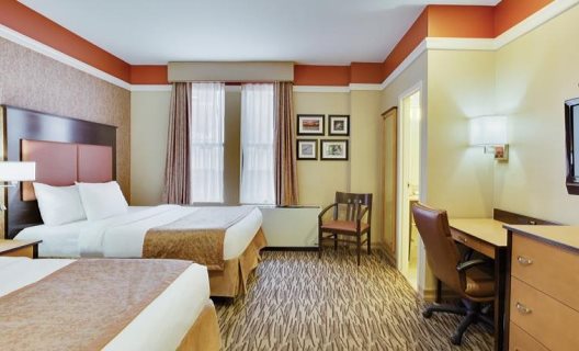 The Hotel At Fifth Avenue