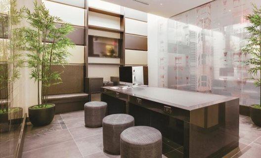 The Hotel At Fifth Avenue