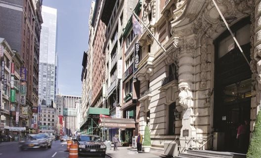 The Hotel At Fifth Avenue