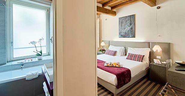 Trevi Palace Luxury Inn