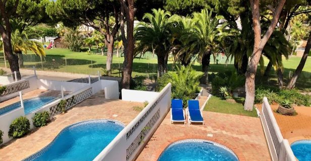 Vale Do Garrao Villas