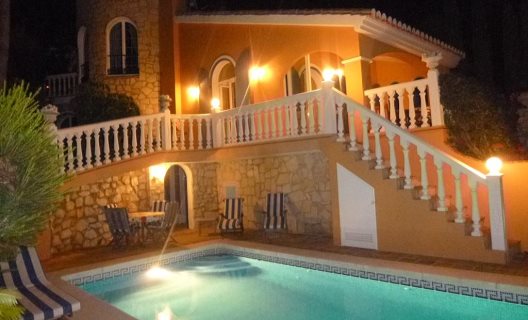 Villa Y Apartamentos La Perla De Torrenueva