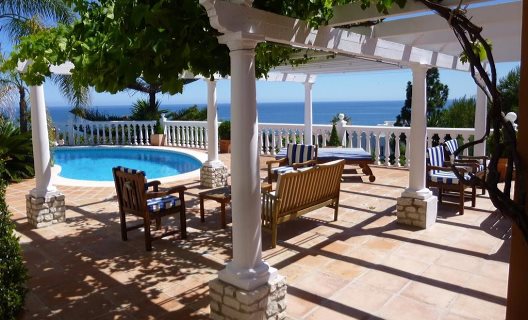 Villa Y Apartamentos La Perla De Torrenueva
