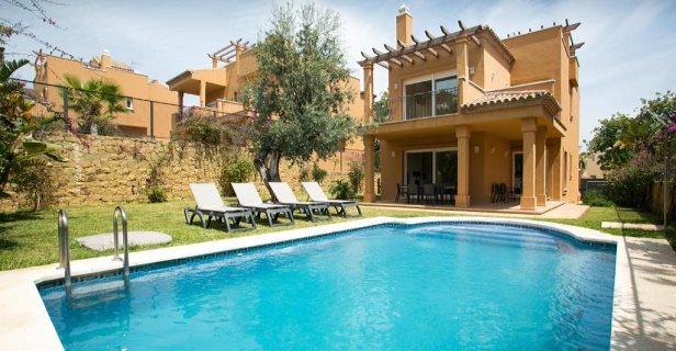 Villas Altos De Marbella