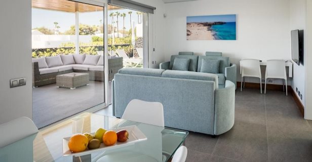Villas Hyde Park Lane