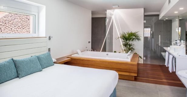 Villas Hyde Park Lane