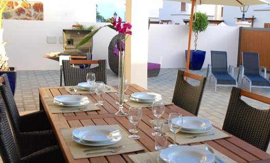 Villas Las Caletas Village