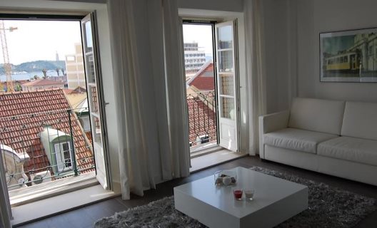 Wallis Apartments