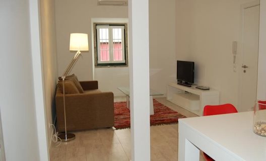 Wallis Apartments