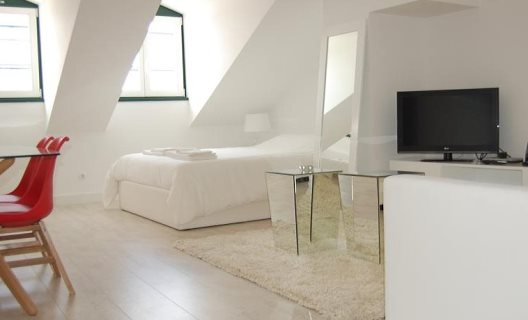 Wallis Apartments