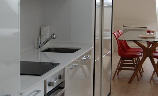 Wallis Apartments