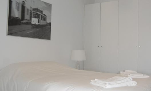 Wallis Apartments
