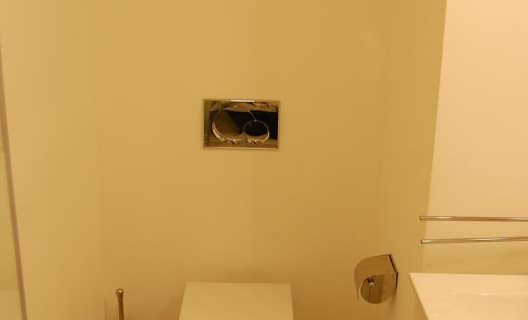 Wallis Apartments