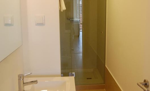 Wallis Apartments