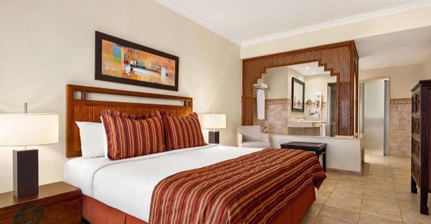 Wyndham Grand Costa Del Sol Resort